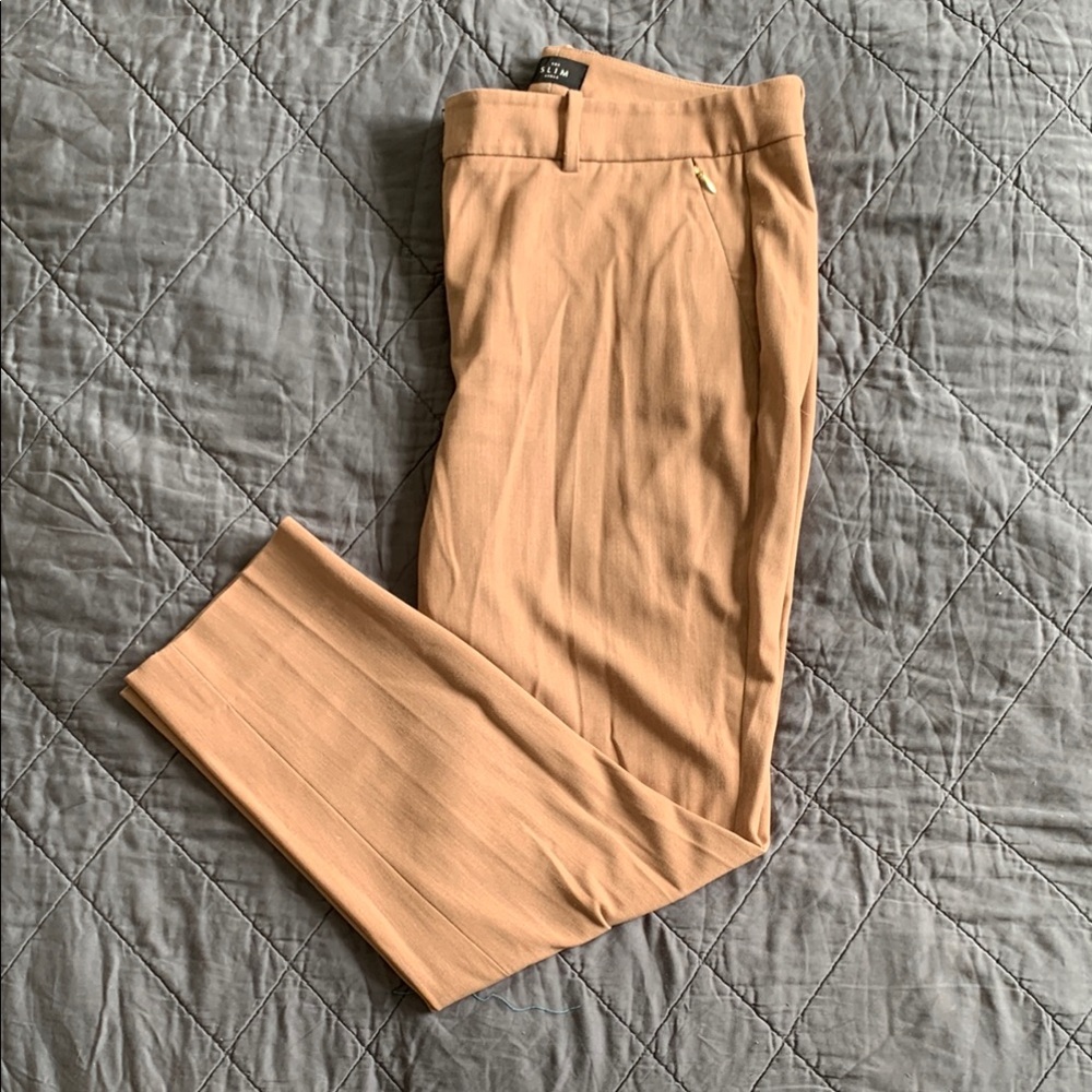 White House Black Market Tan Ankle Cropped Pants